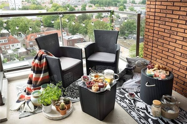 Keter Iowa Conjunto de terraço ou varanda com mesa e almofadas incluídas - Image 1